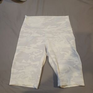 Lululemon Compression Short Leggings Running Sporty Camouflage | Sz 8